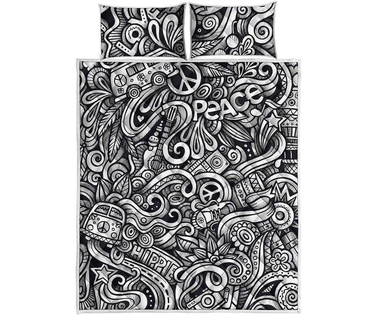Graffiti Surfing Pattern Print Quilt Bed Set
