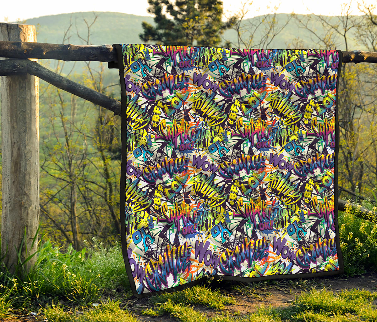 Graffiti Text Pattern Print Quilt