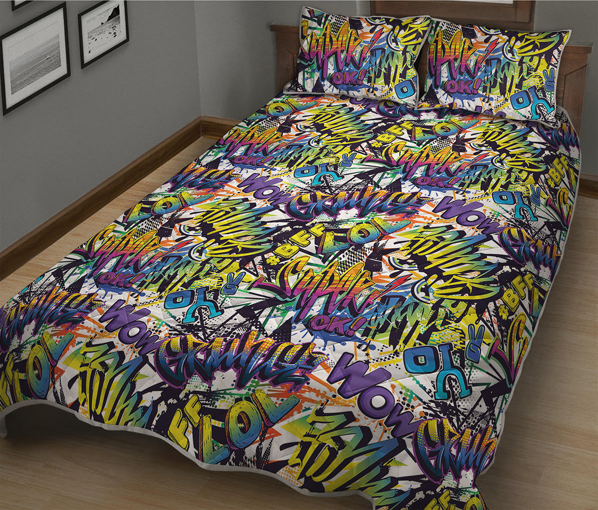 Graffiti Text Pattern Print Quilt Bed Set