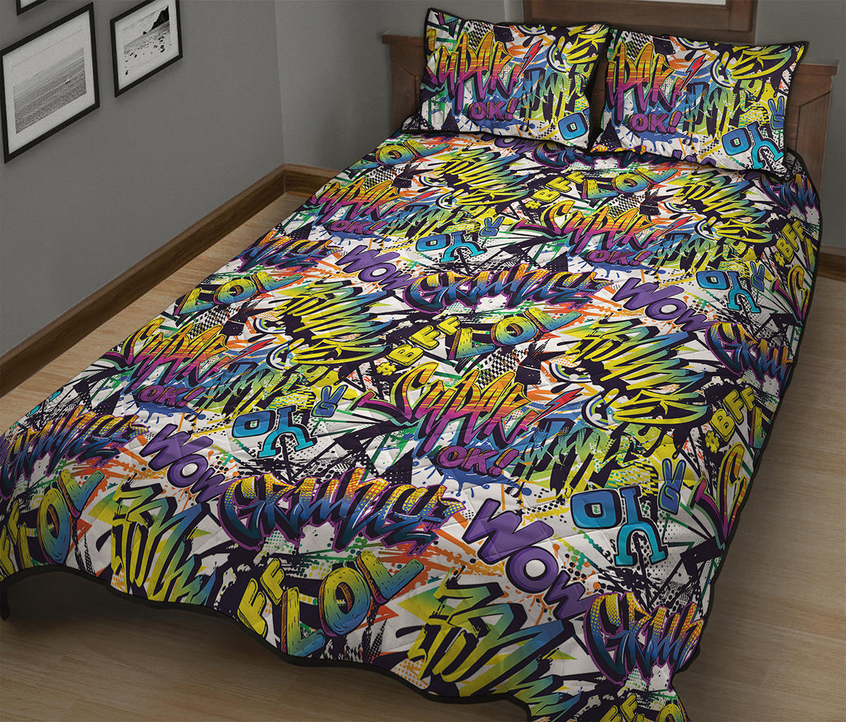 Graffiti Text Pattern Print Quilt Bed Set