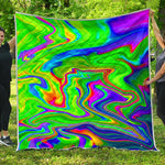 Green Abstract Liquid Trippy Print Quilt