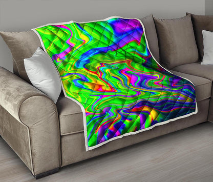 Green Abstract Liquid Trippy Print Quilt