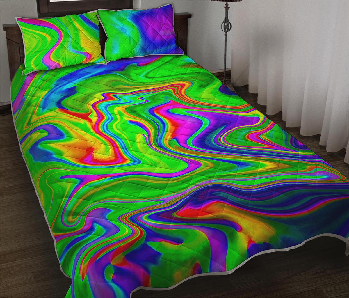 Green Abstract Liquid Trippy Print Quilt Bed Set