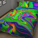 Green Abstract Liquid Trippy Print Quilt Bed Set