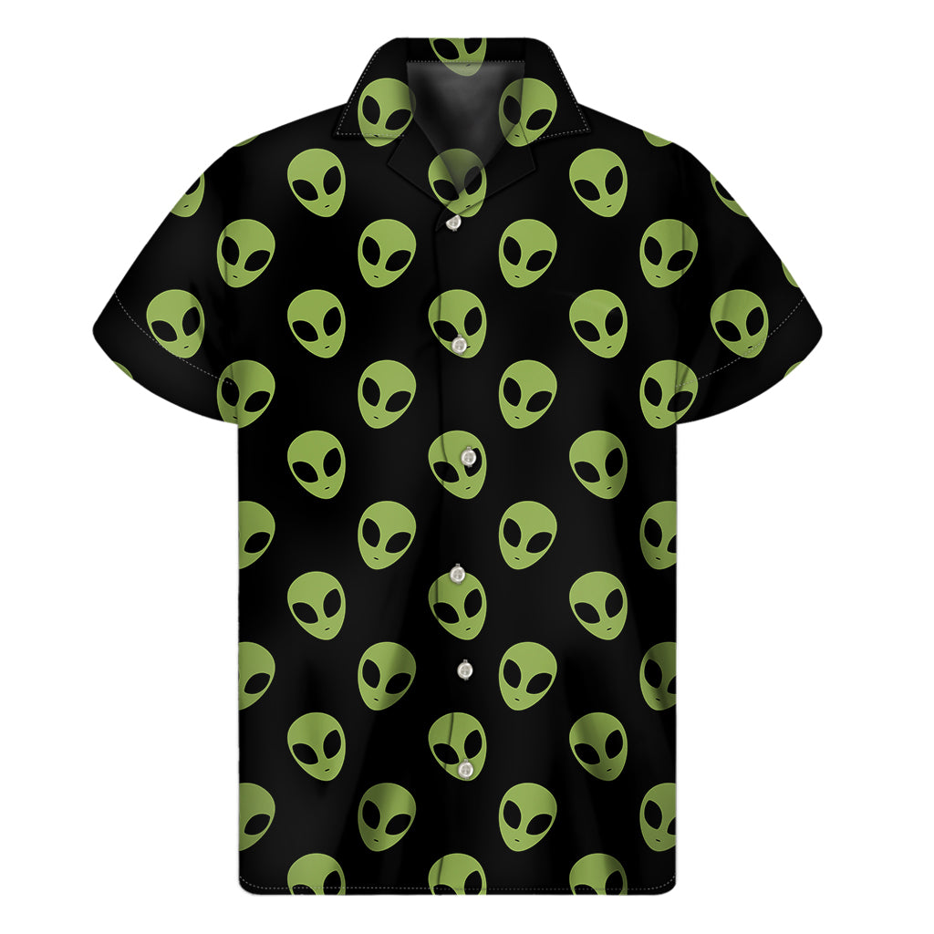 Green Alien Face Pattern Print Men's Short Sleeve Shirt