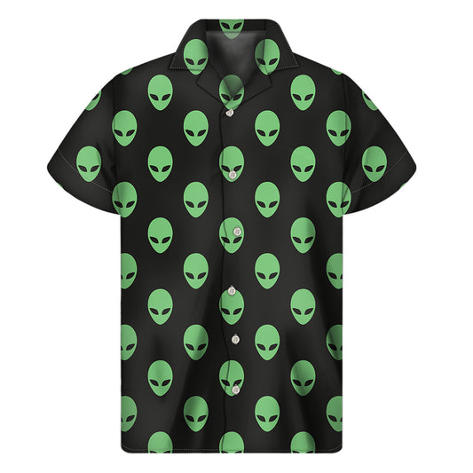 Green Alien Face Print Men's Short Sleeve Shirt