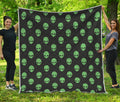 Green Alien Face Print Quilt