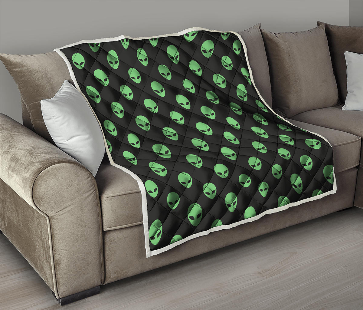 Green Alien Face Print Quilt