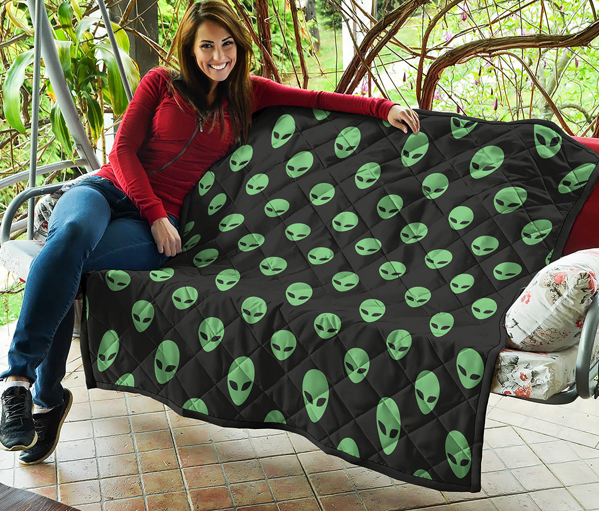 Green Alien Face Print Quilt