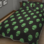 Green Alien Face Print Quilt Bed Set