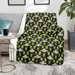 Green Alien UFO Space Print Blanket