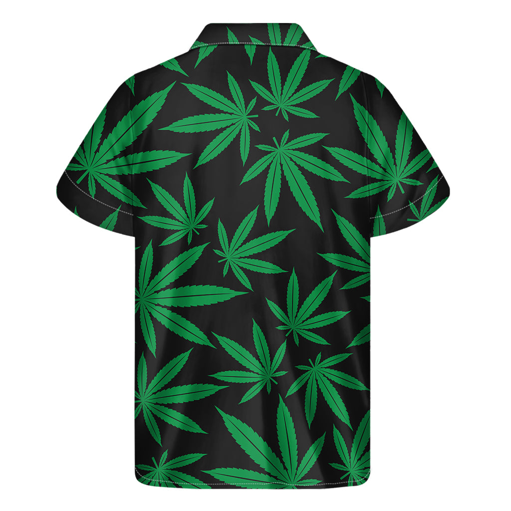 Green And Black Cannabis Leaf Print Men's Short Sleeve Shirt