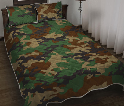 Green And Brown Camouflage Print Quilt Bed Set