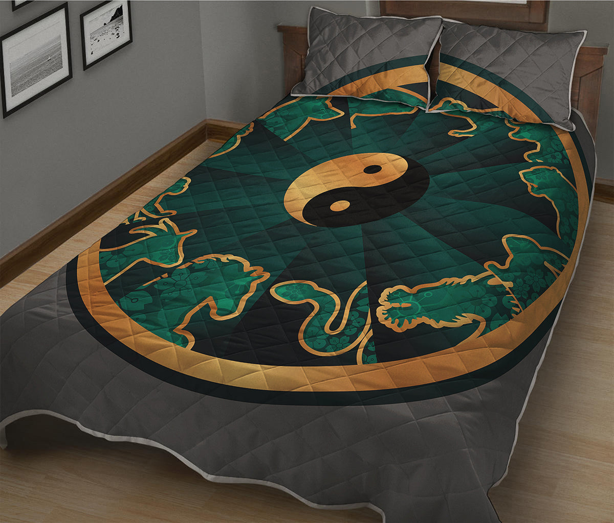 Green And Gold Chinese Zodiac Print Quilt Bed Set