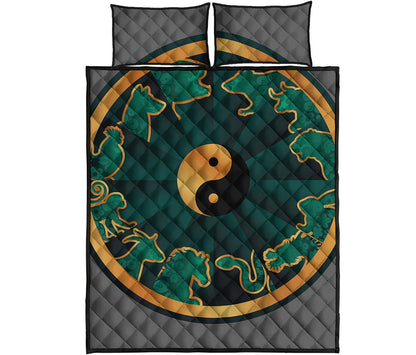 Green And Gold Chinese Zodiac Print Quilt Bed Set