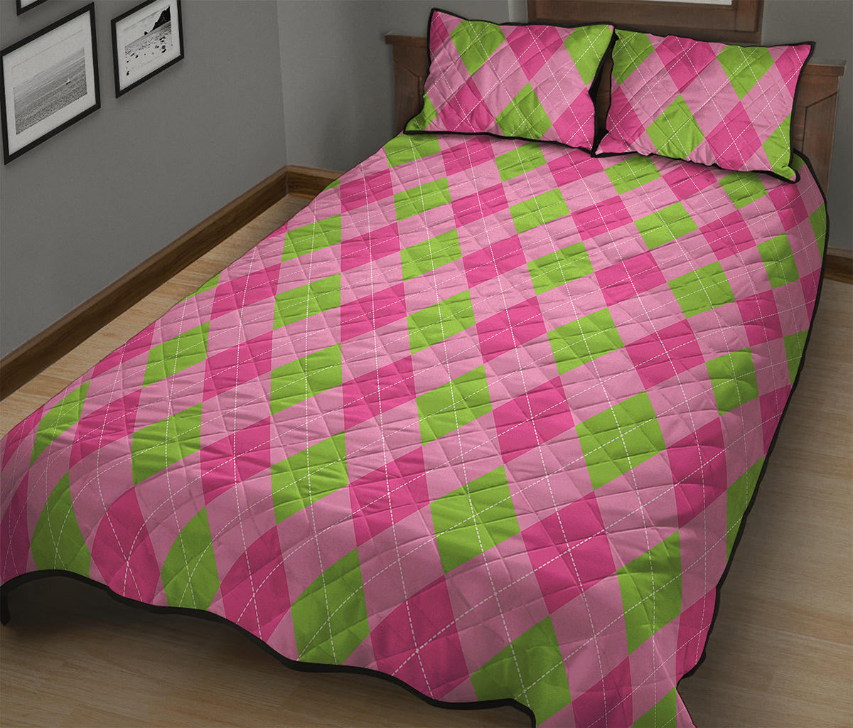 Green And Pink Argyle Pattern Print Quilt Bed Set