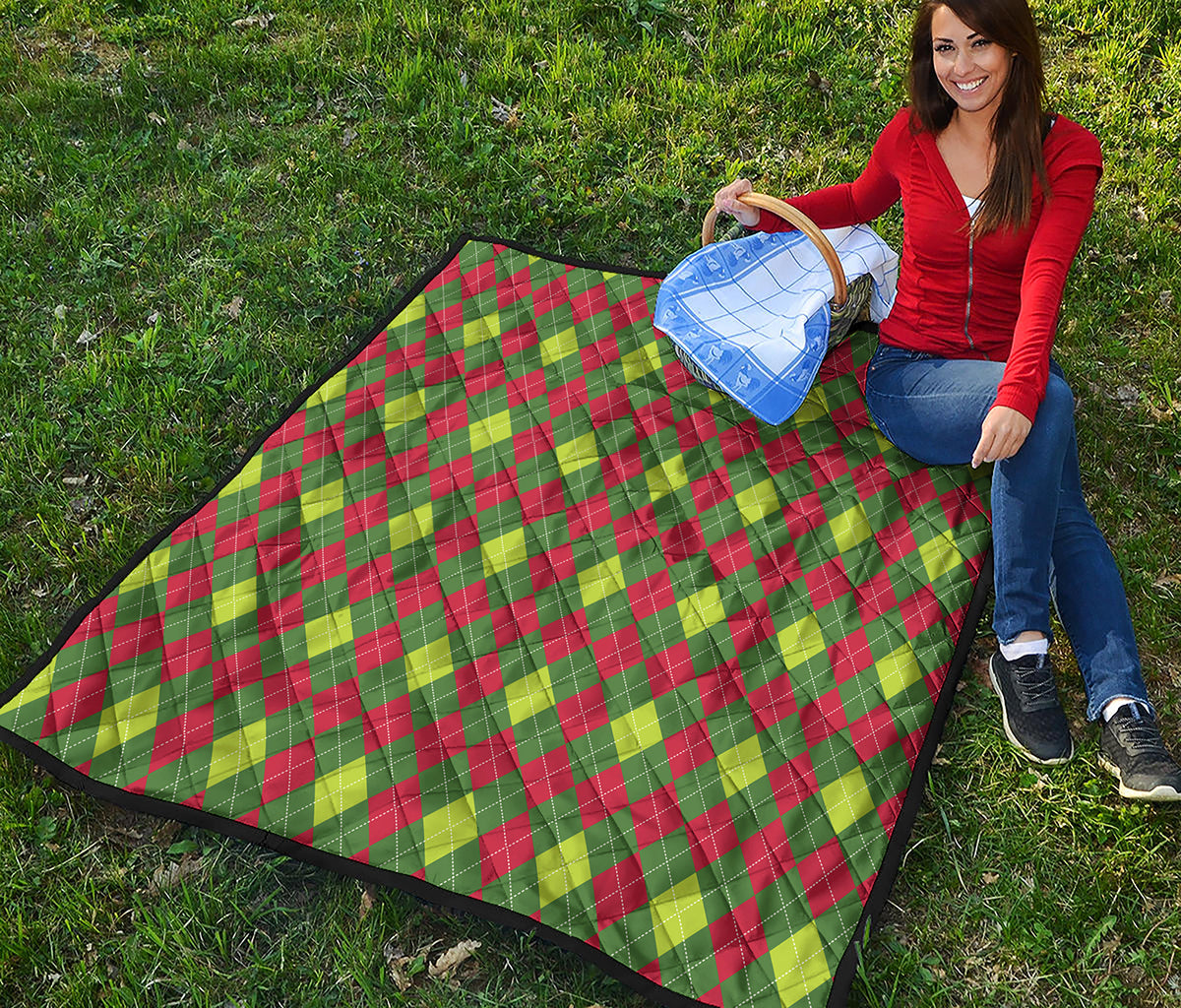 Green And Red Christmas Argyle Print Quilt