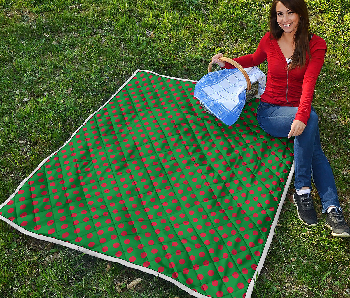Green And Red Polka Dot Pattern Print Quilt