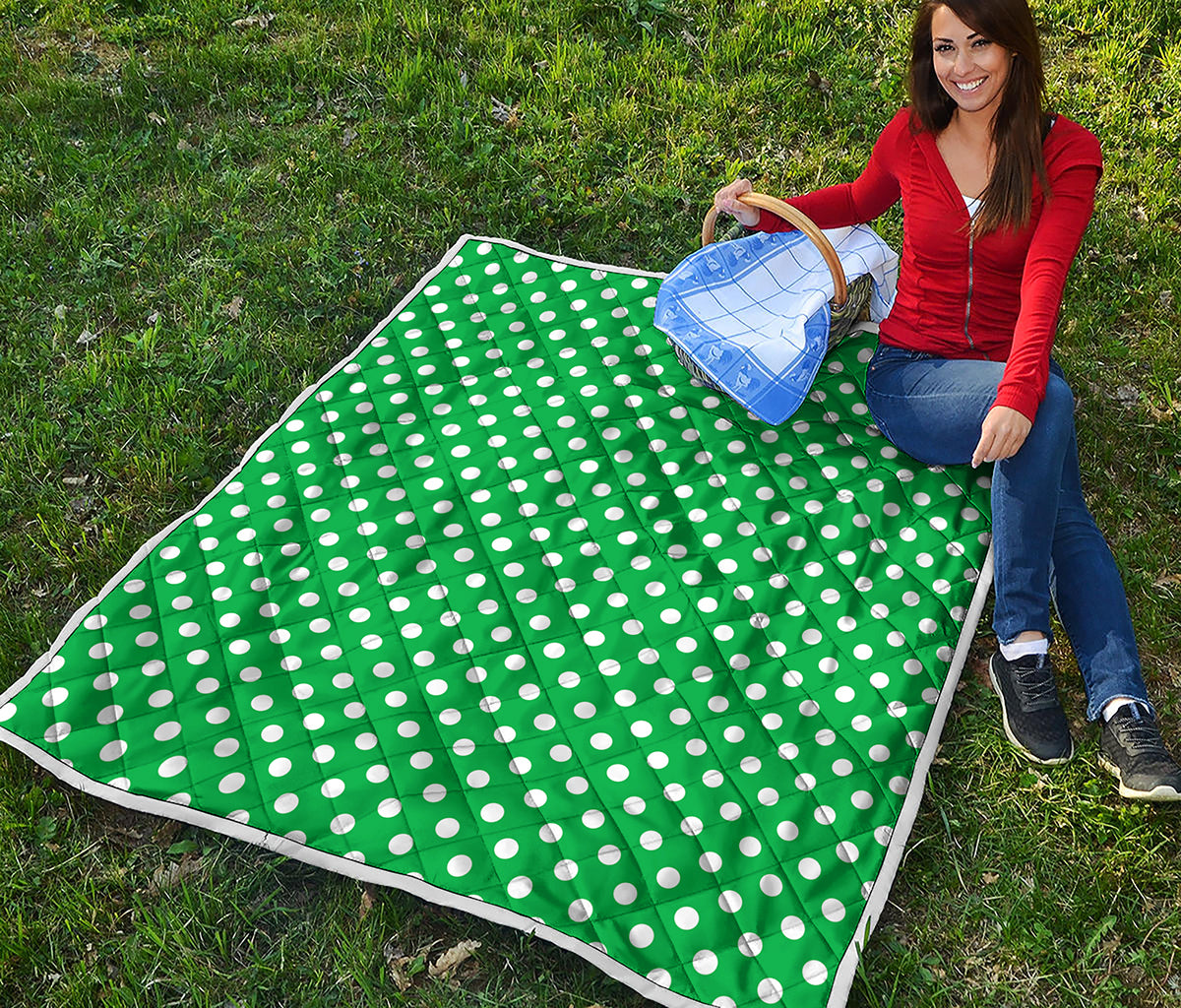 Green And White Polka Dot Pattern Print Quilt