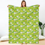 Green Apple Fruit Pattern Print Blanket