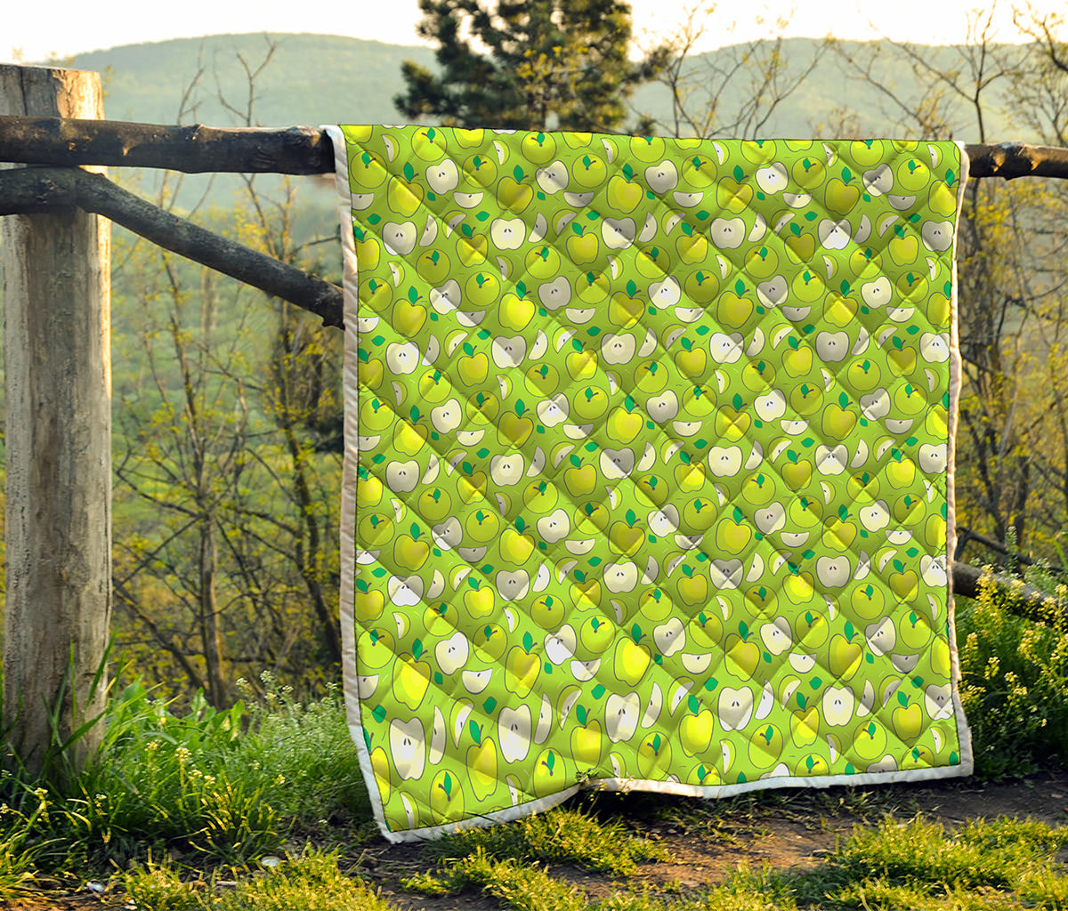 Green Apple Fruit Pattern Print Quilt
