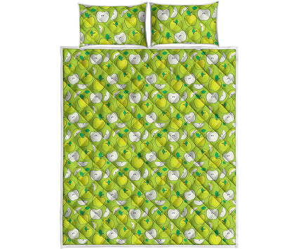 Green Apple Fruit Pattern Print Quilt Bed Set