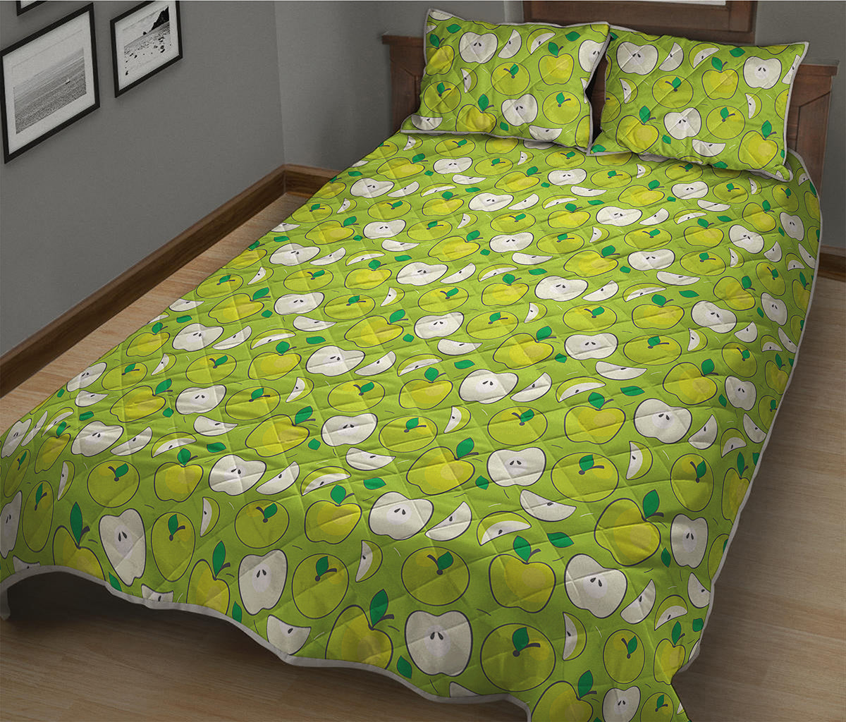 Green Apple Fruit Pattern Print Quilt Bed Set