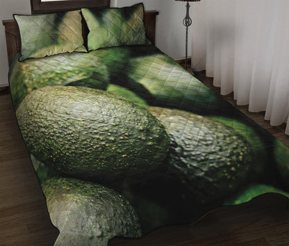 Green Avocado Print Quilt Bed Set