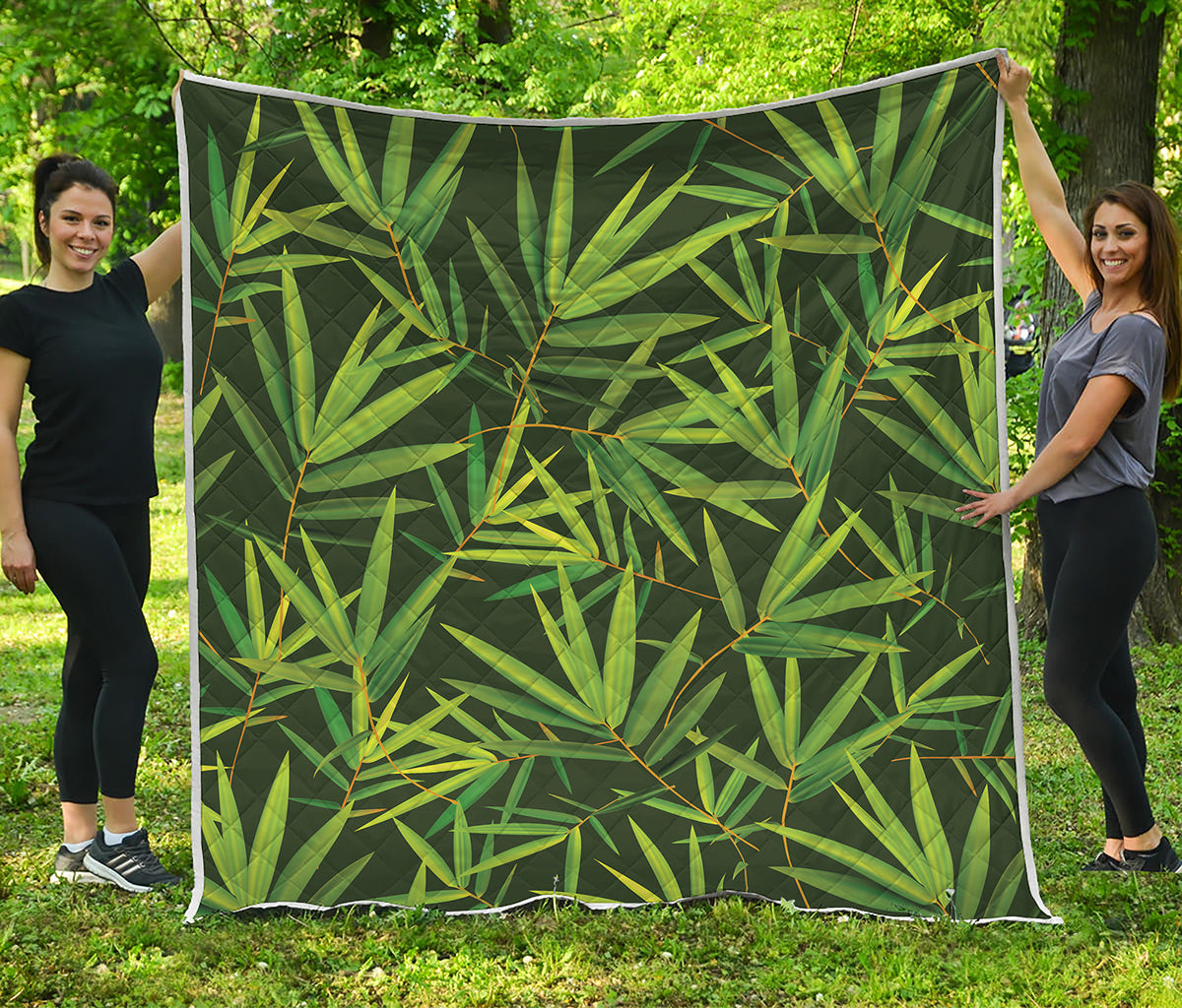 Green Bamboo Leaf Pattern Print Quilt