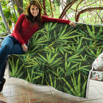 Green Bamboo Leaf Pattern Print Quilt