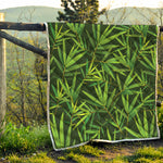 Green Bamboo Leaf Pattern Print Quilt