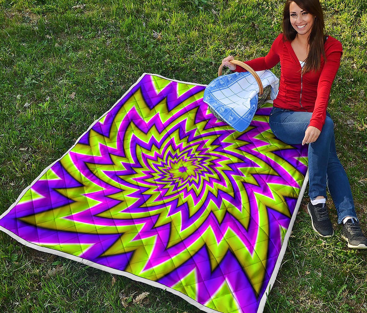 Green Big Bang Moving Optical Illusion Quilt