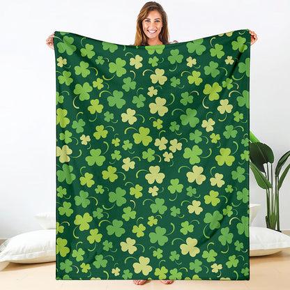Green Clover Saint Patrick's Day Print Blanket