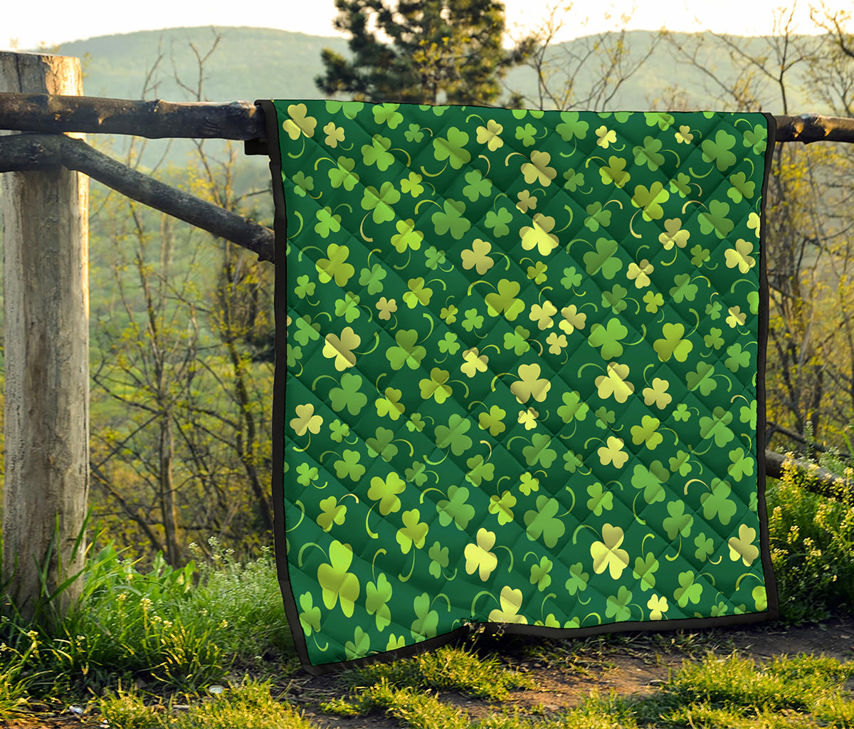 Green Clover Saint Patrick's Day Print Quilt