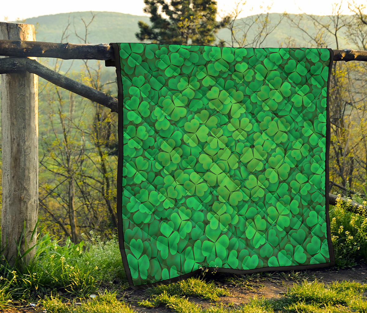 Green Clover St. Patrick's Day Print Quilt
