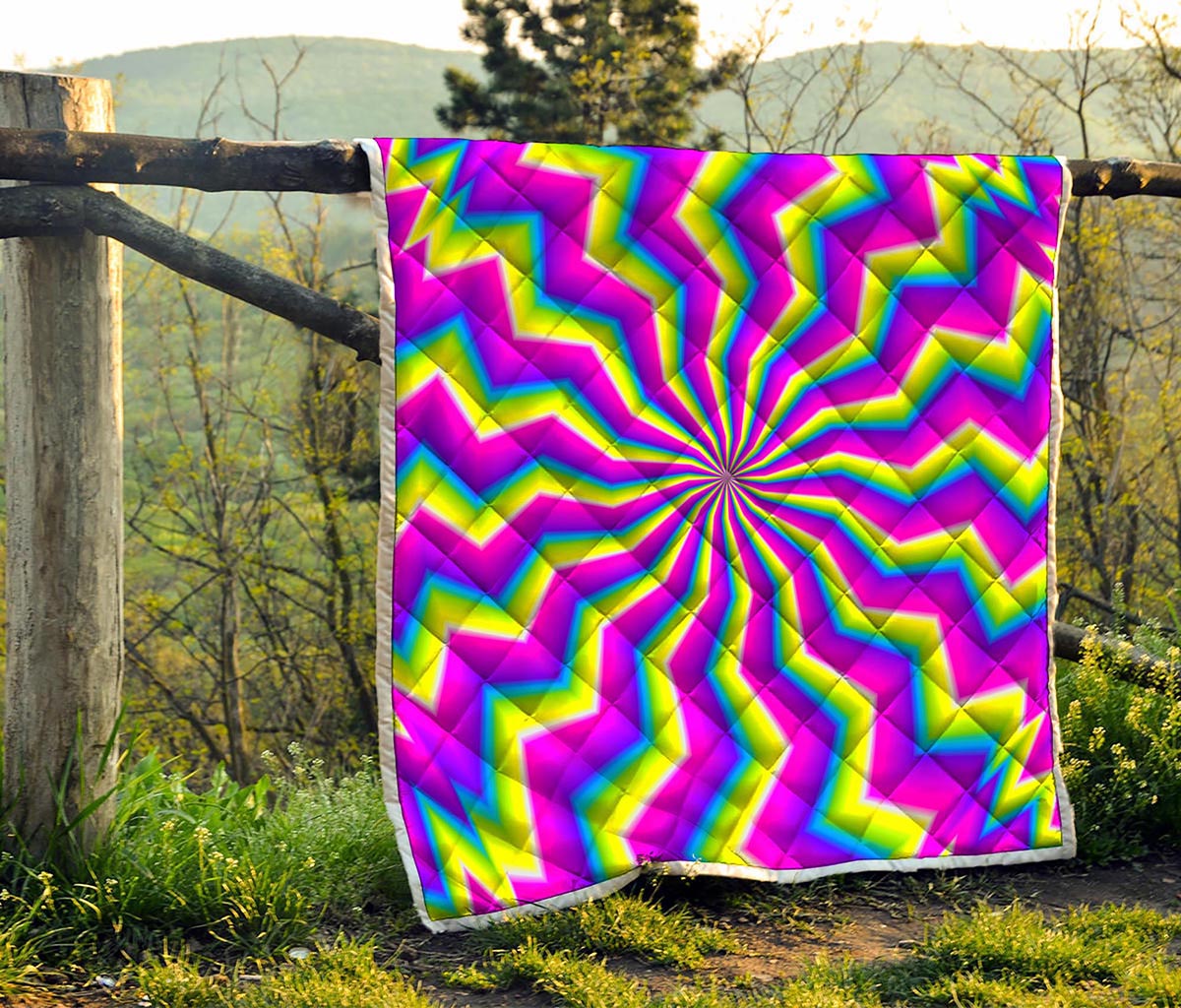 Green Dizzy Moving Optical Illusion Quilt