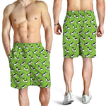 Green Doodle Bull Terrier Pattern Print Men's Shorts