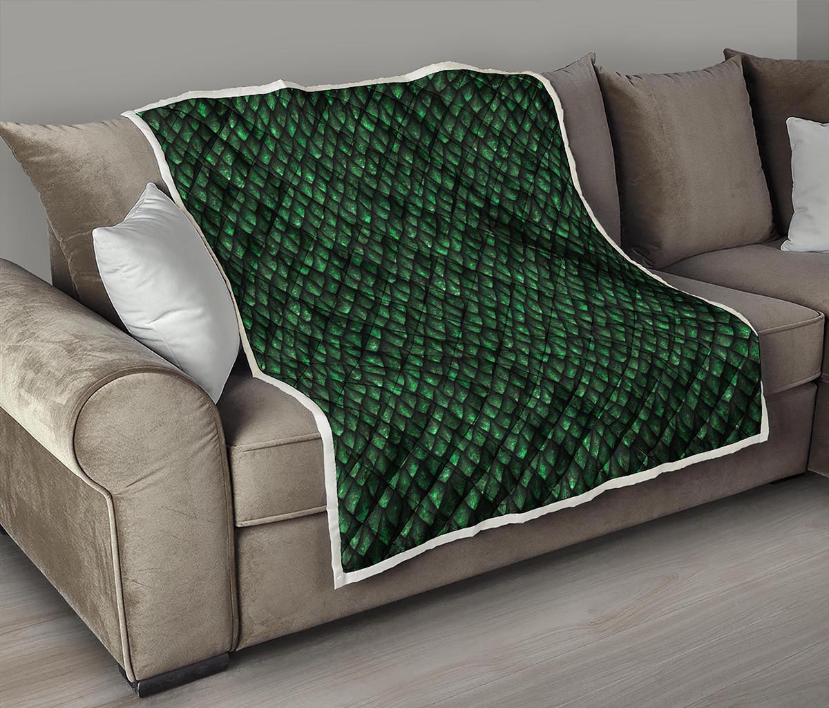 Green Dragon Scales Pattern Print Quilt