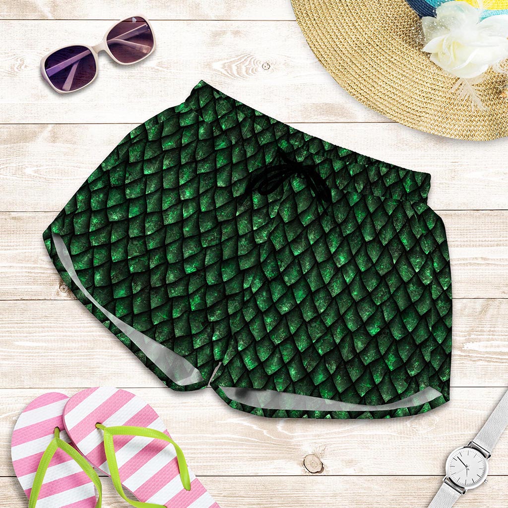 Green Dragon Scales Pattern Print Women's Shorts