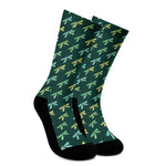 Green Dragonfly Pattern Print Crew Socks