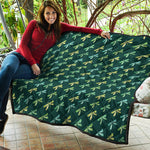 Green Dragonfly Pattern Print Quilt