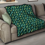 Green Dragonfly Pattern Print Quilt