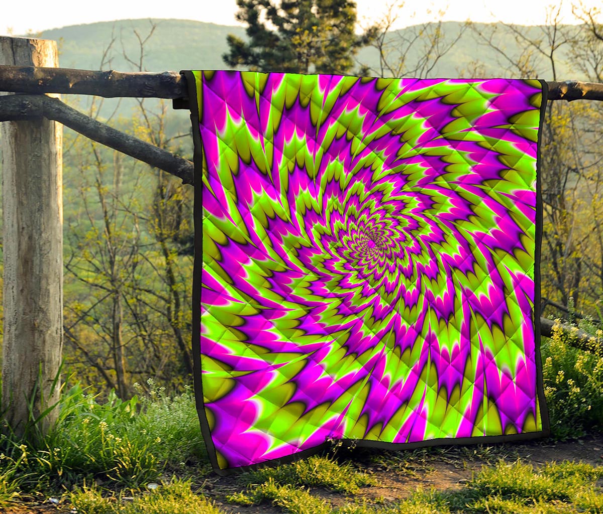 Green Explosion Moving Optical Illusion Quilt