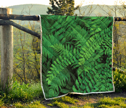 Green Fern Leaf Print Quilt