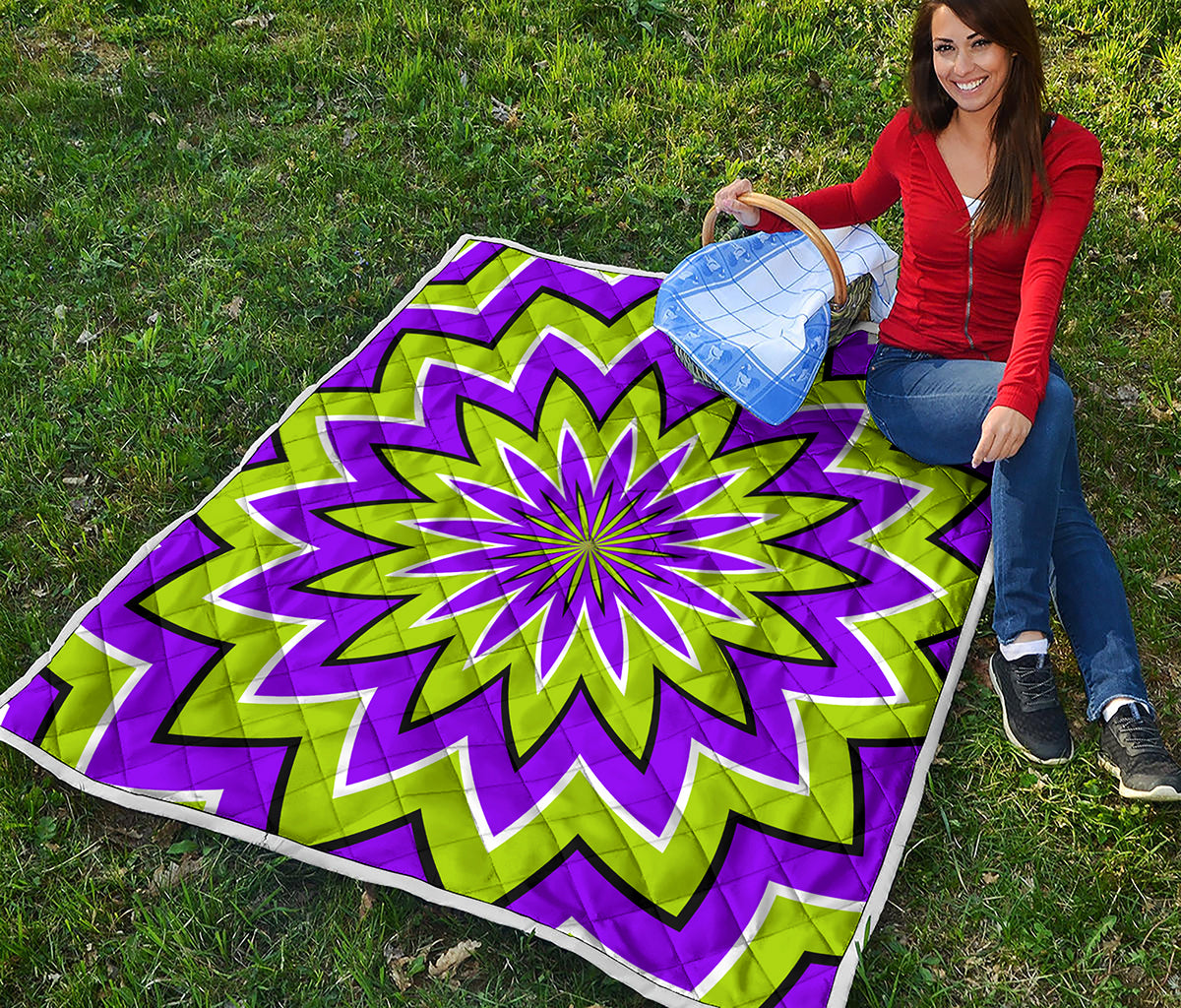 Green Flower Moving Optical Illusion Quilt