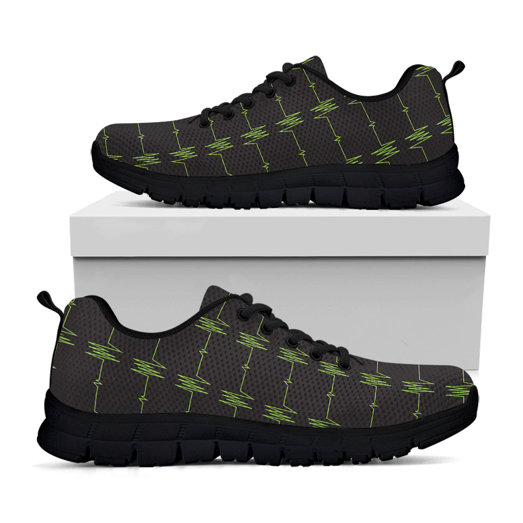 Green Heartbeat Pattern Print Black Sneakers