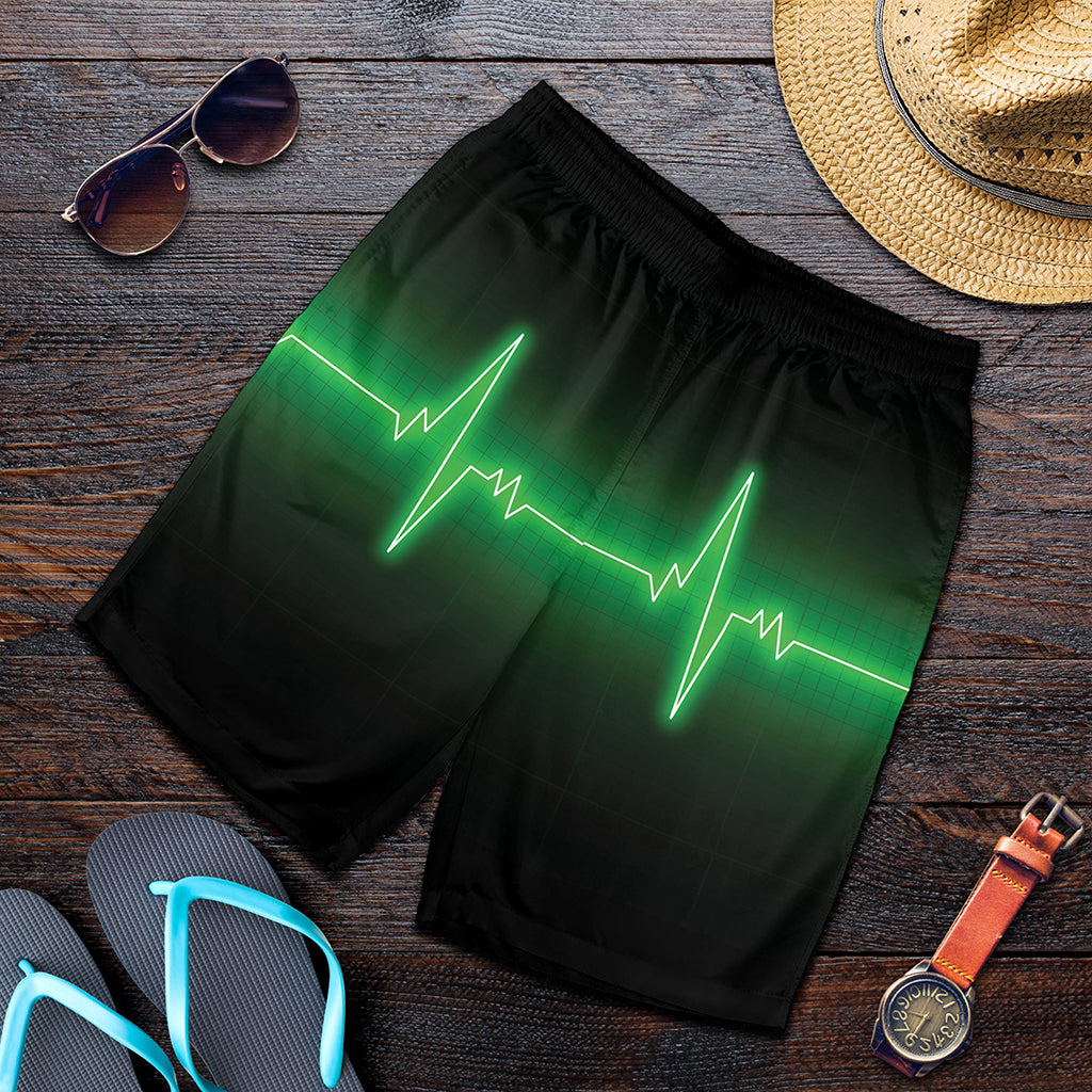 Green Heartbeat Print Men's Shorts