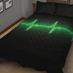 Green Heartbeat Print Quilt Bed Set
