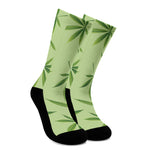 Green Hemp Leaves Pattern Print Crew Socks