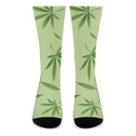 Green Hemp Leaves Pattern Print Crew Socks